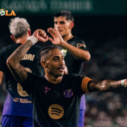 Sultan Bola Raphinha Barcelona samai rekor Lionel Messi di LaLiga